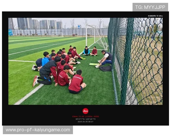 足球联赛在青训扶持中设立示范俱乐部并推广可复制培养模式，创办足球青训营条件